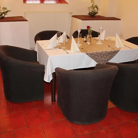 Restaurant Na Statku 3* Náměšť nad Oslavou