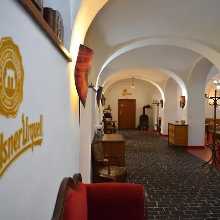 מלון Restaurant Na Statku Náměšť nad Oslavou