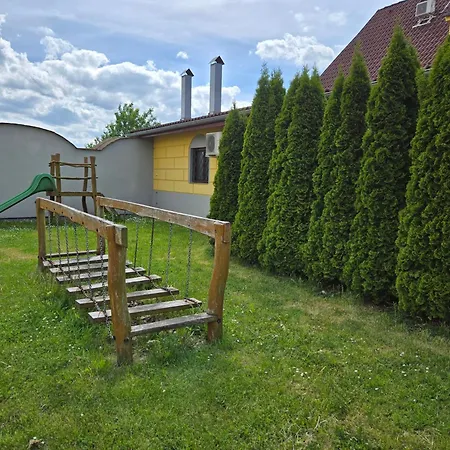 מלון Restaurant Na Statku Náměšť nad Oslavou